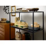 LEGO® Architecture Notre-Dame de Paris Set 21061 - Image 4