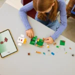 LEGO® Minecraft® Куриная ферма - Игровой конструктор 21585 — изображение 4