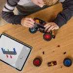 LEGO® Technic™ Monster Jam™ Grave Digger™ Fire and Ice 42219 — изображение 4